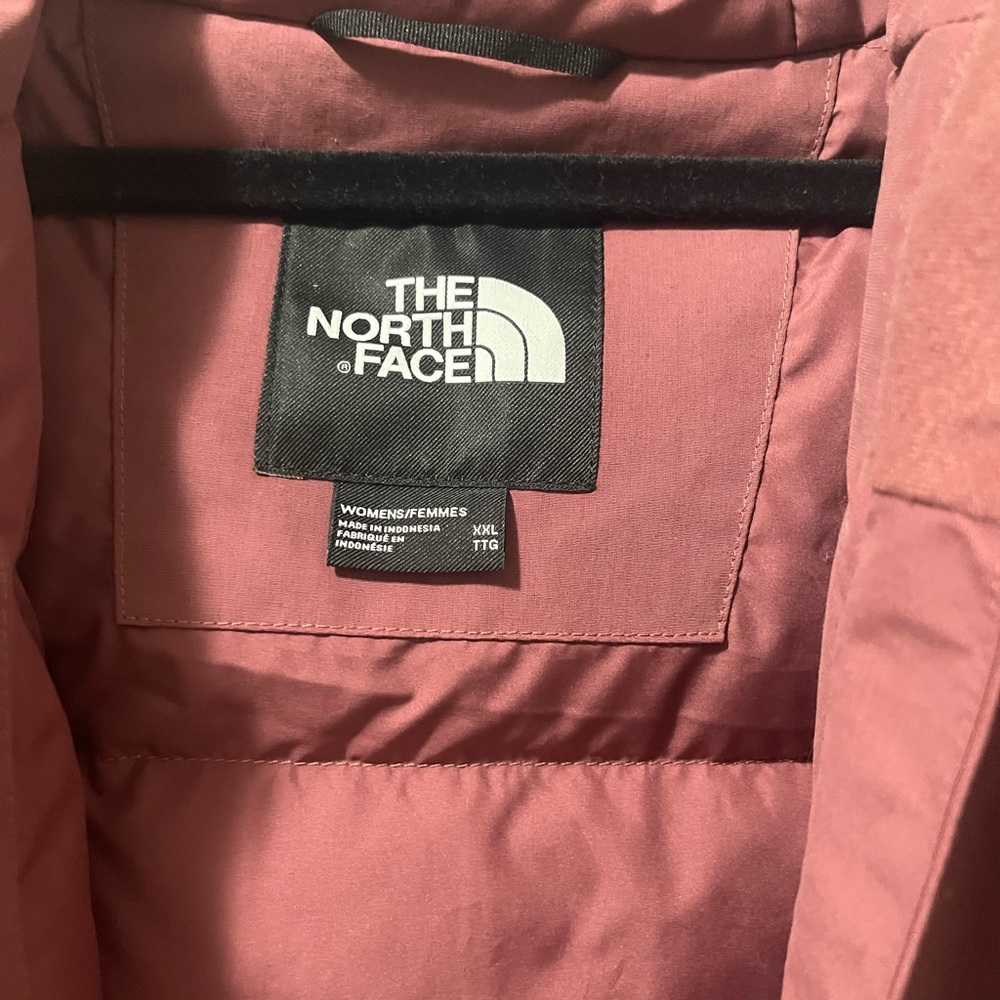 Women’s Arctic Parka - Picture 7 of 10